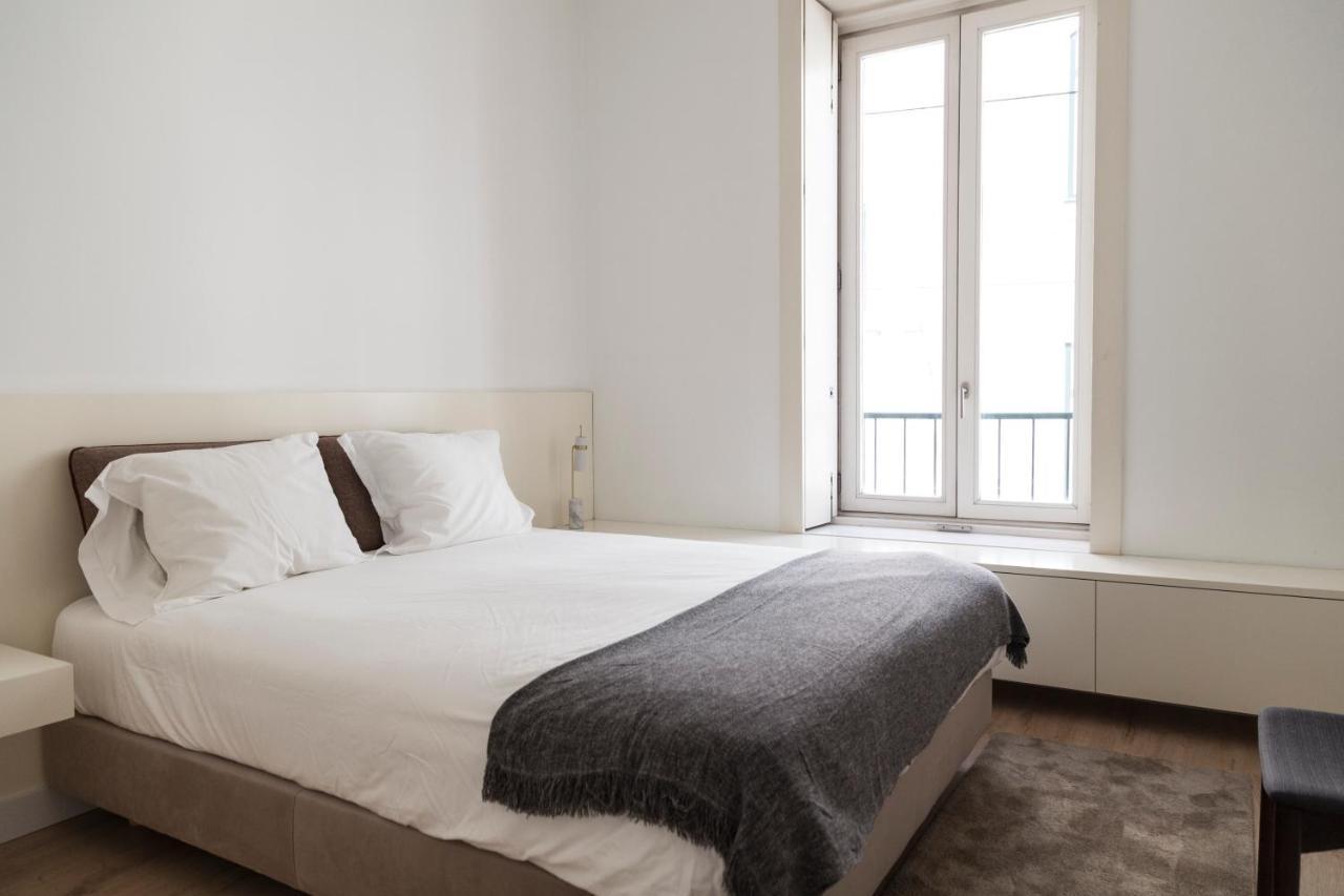 Classy 2Bdr Apartment In Downtown By Lovelystay Lisbon Exterior photo