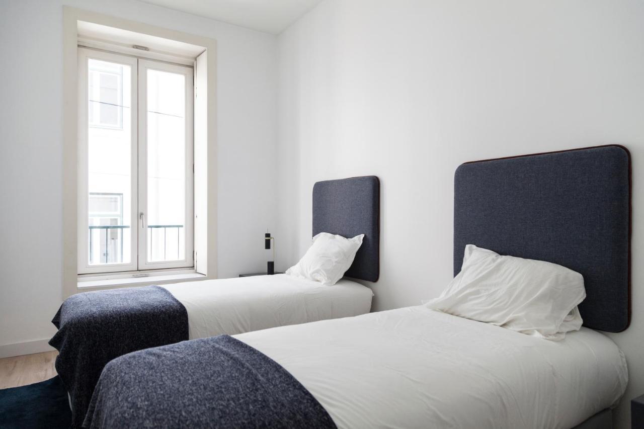 Classy 2Bdr Apartment In Downtown By Lovelystay Lisbon Exterior photo