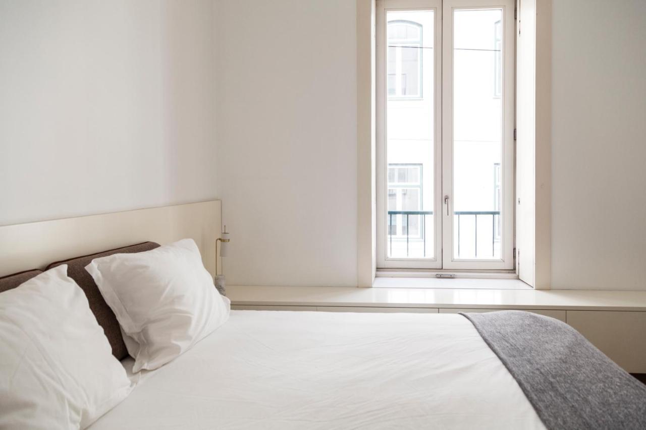 Classy 2Bdr Apartment In Downtown By Lovelystay Lisbon Exterior photo